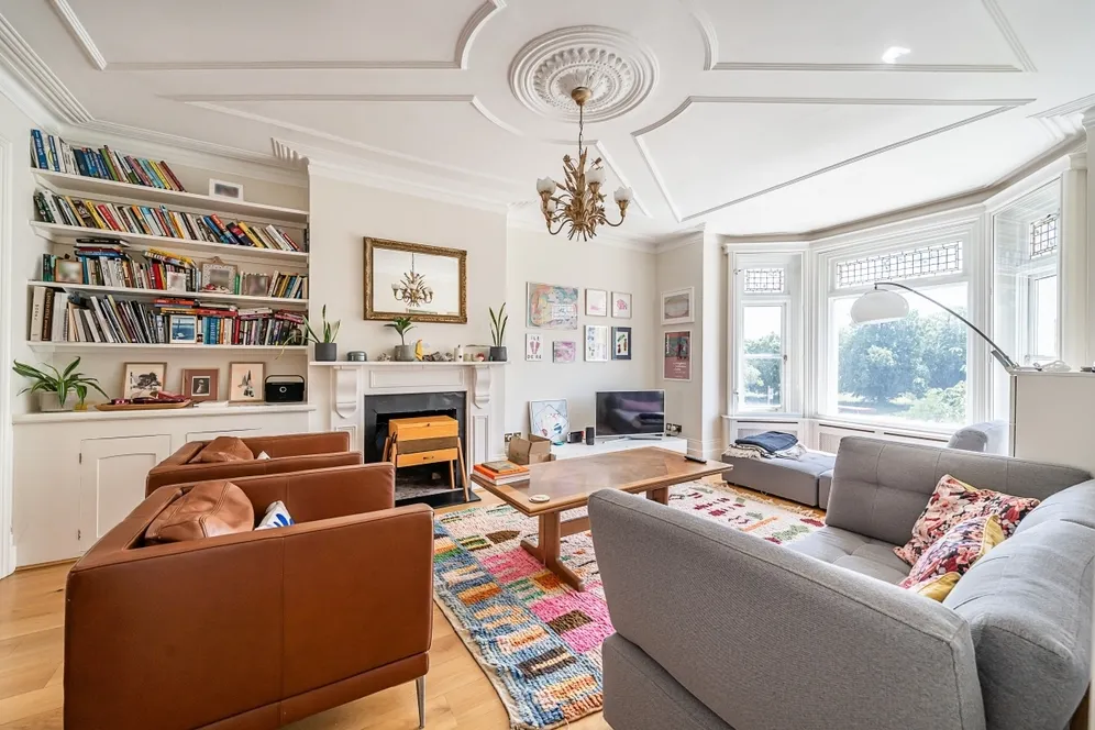 Clapham Common North Side, SW4 photo 3