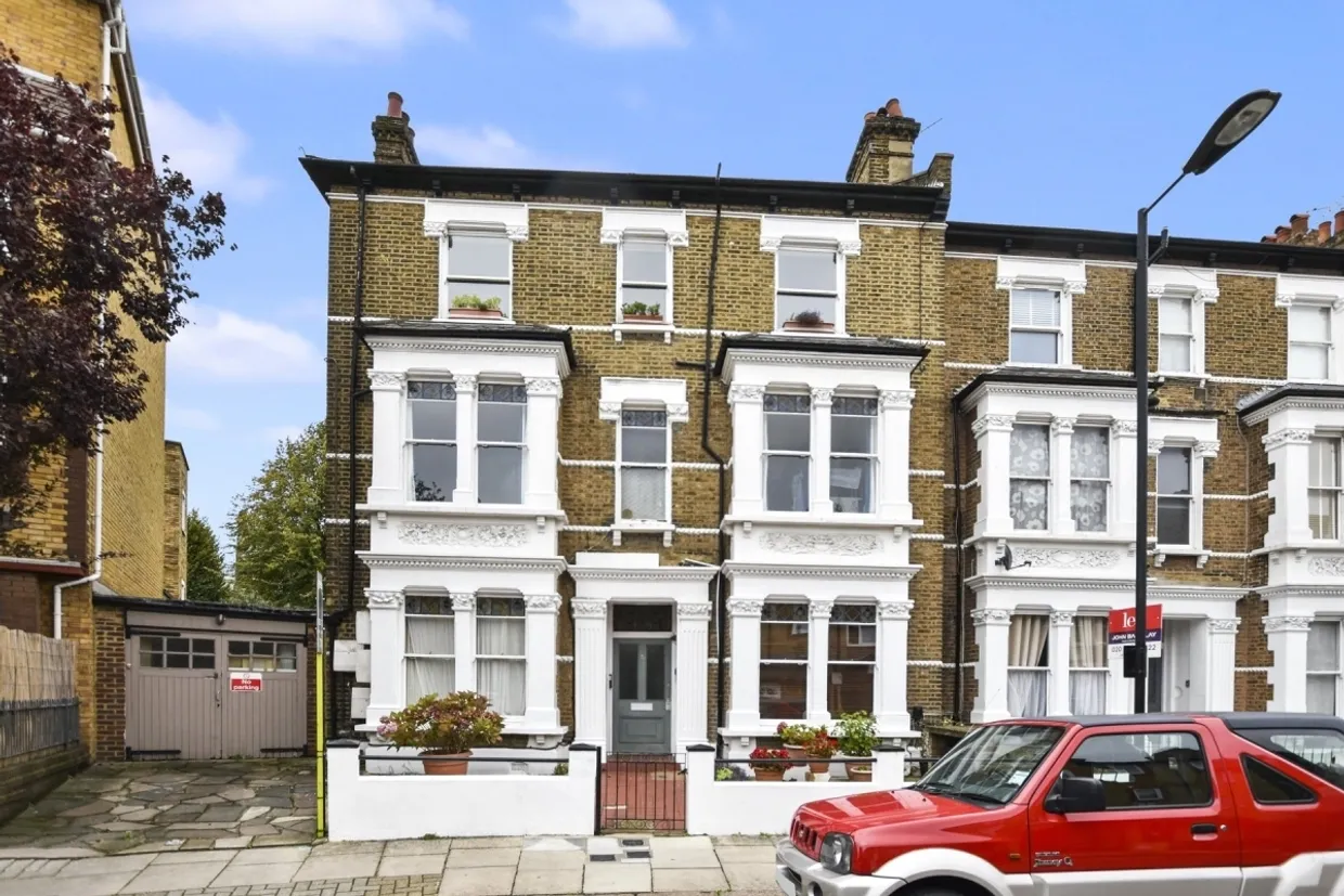 Croxley Road Maida Vale W9 photo 8