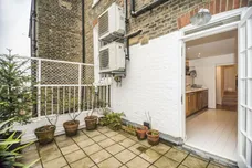 Clapham Common North Side, SW4 photo 11