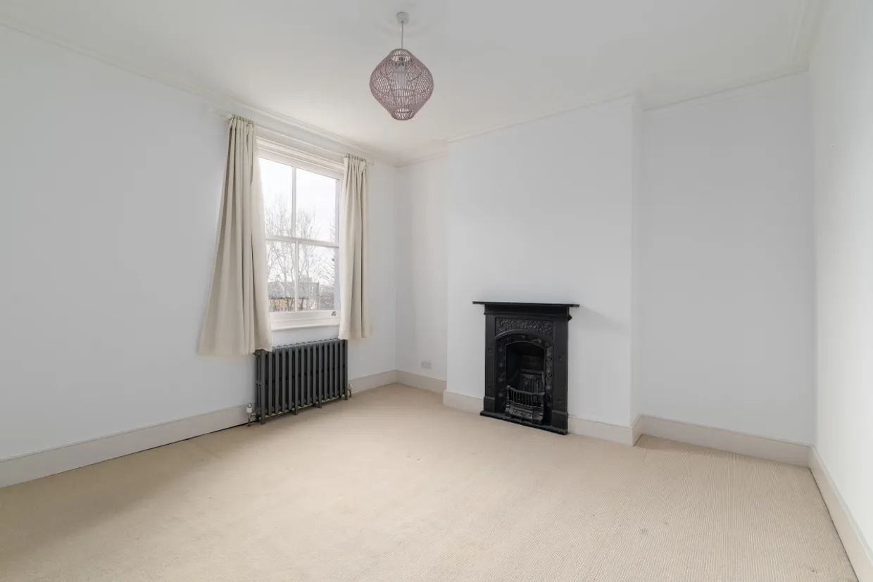 Dinsdale Road London SE3 photo 13