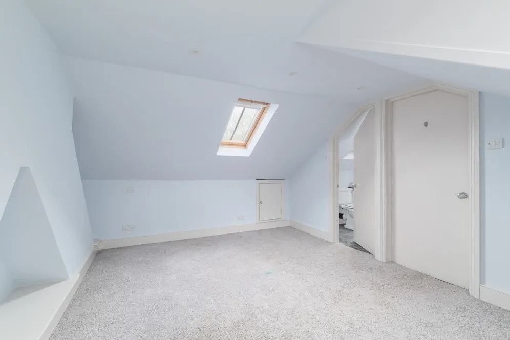 Dinsdale Road London SE3 photo 16