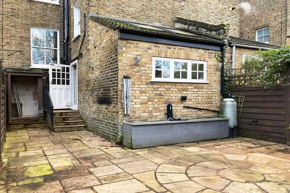 Dinsdale Road London SE3 photo 18