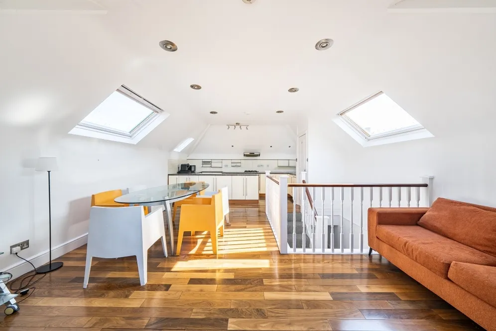 Teignmouth Road London NW2 photo 4