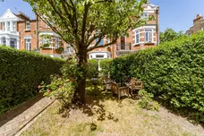 Clapham Common North Side, SW4 photo 19