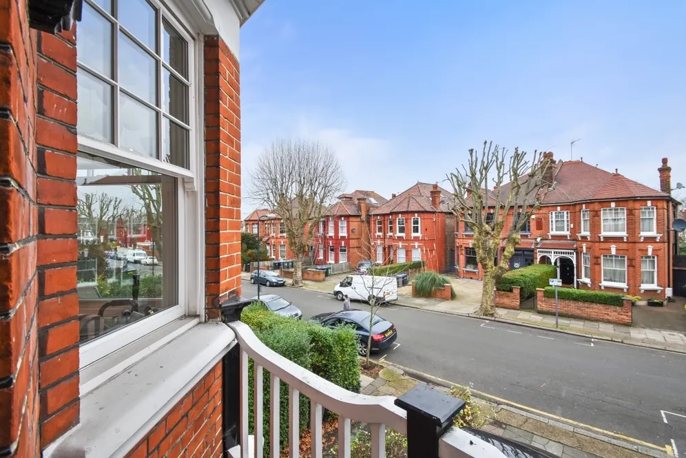 Teignmouth Road London NW2 photo 6
