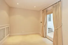 Westmoreland Terrace, SW1V photo 17