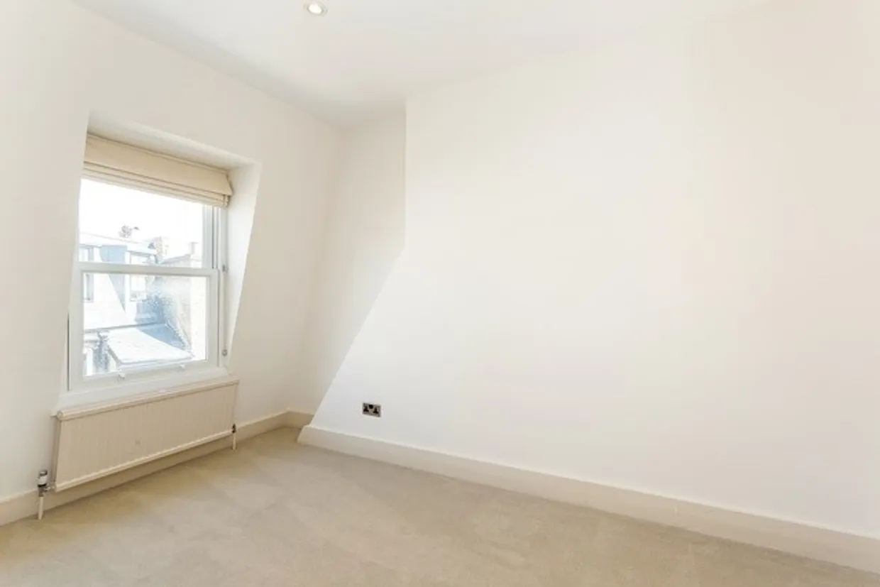 Westmoreland Terrace, SW1V photo 18