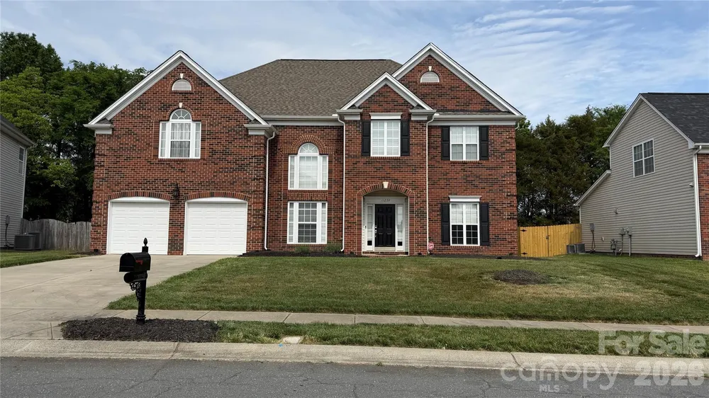 11234 Huntington Meadow Ln, Charlotte, NC 28273