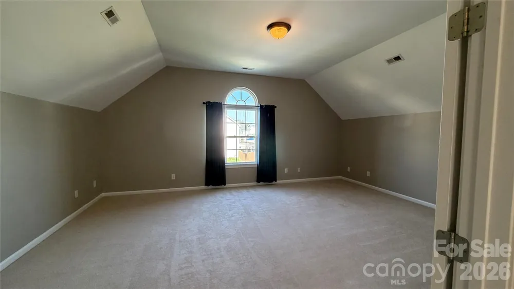 11234 Huntington Meadow Ln, Charlotte, NC 28273