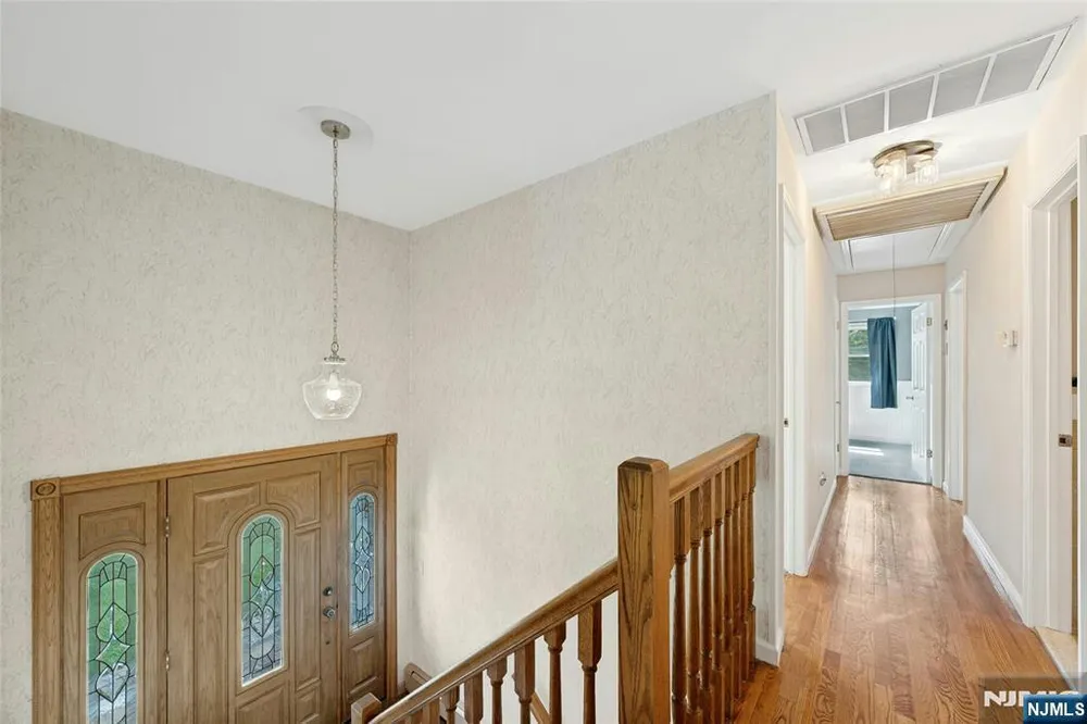157 Harriot Ave, Harrington Park, NJ 07640