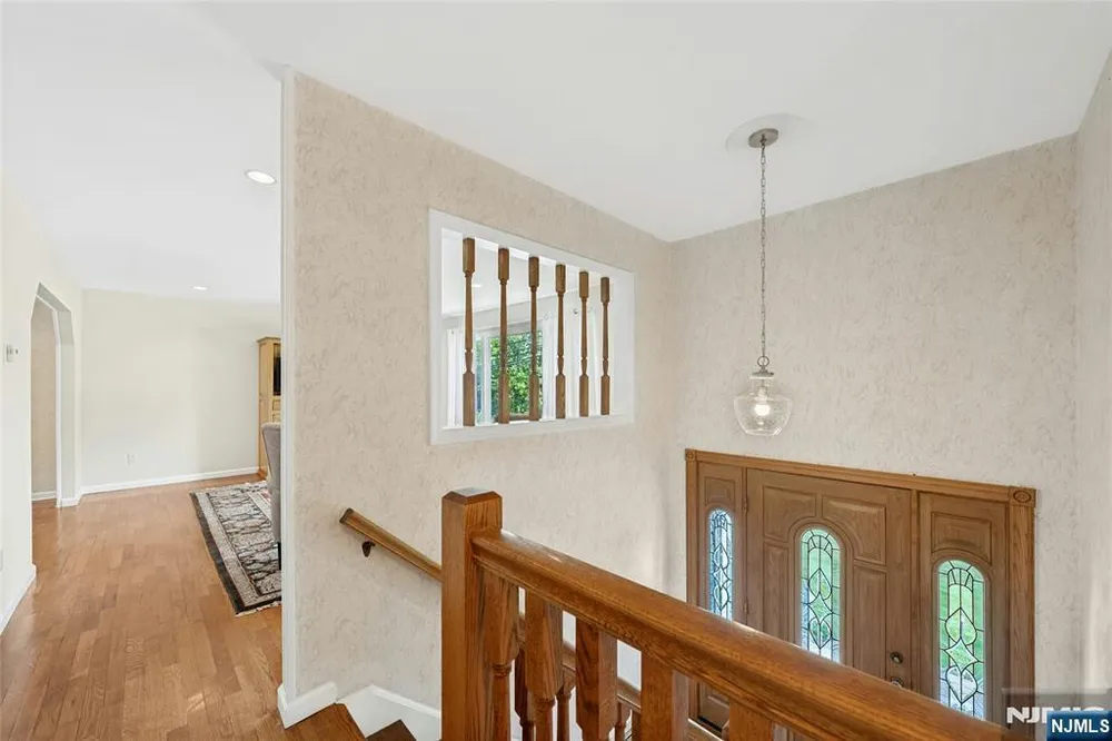 157 Harriot Ave, Harrington Park, NJ 07640