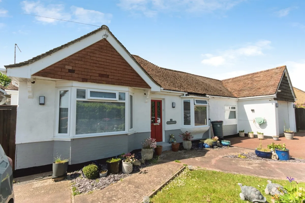 Thorne Crescent, Bexhill-On-Sea