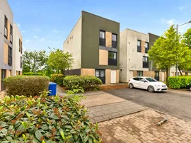 Firpark Close, Glasgow photo