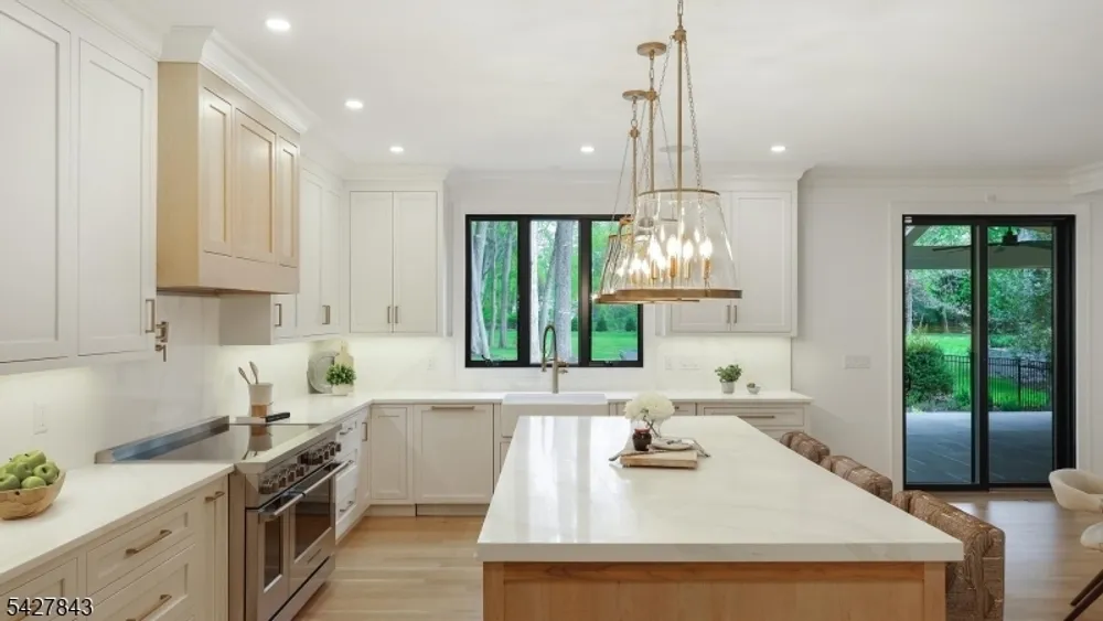 15 School Ave, Chatham, NJ 07928