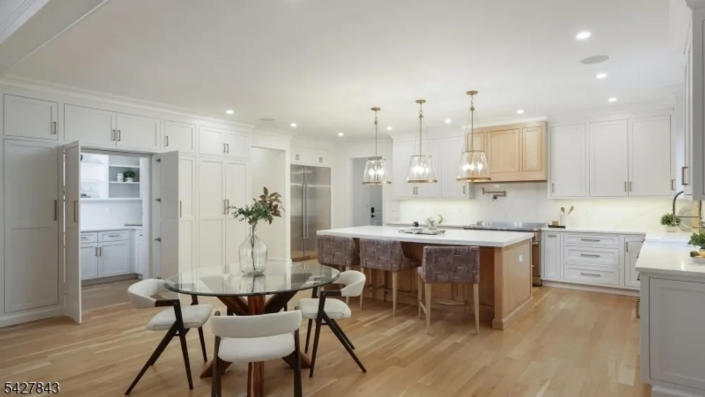 15 School Ave, Chatham, NJ 07928