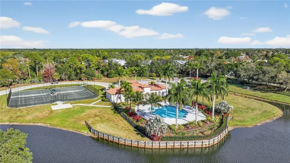 265 SE Via Sangro, Port St Lucie, FL 34952
