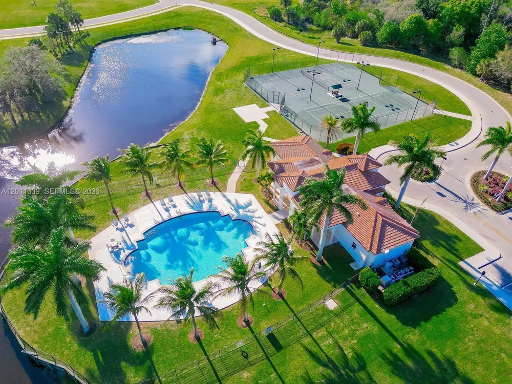 265 SE Via Sangro, Port St Lucie, FL 34952