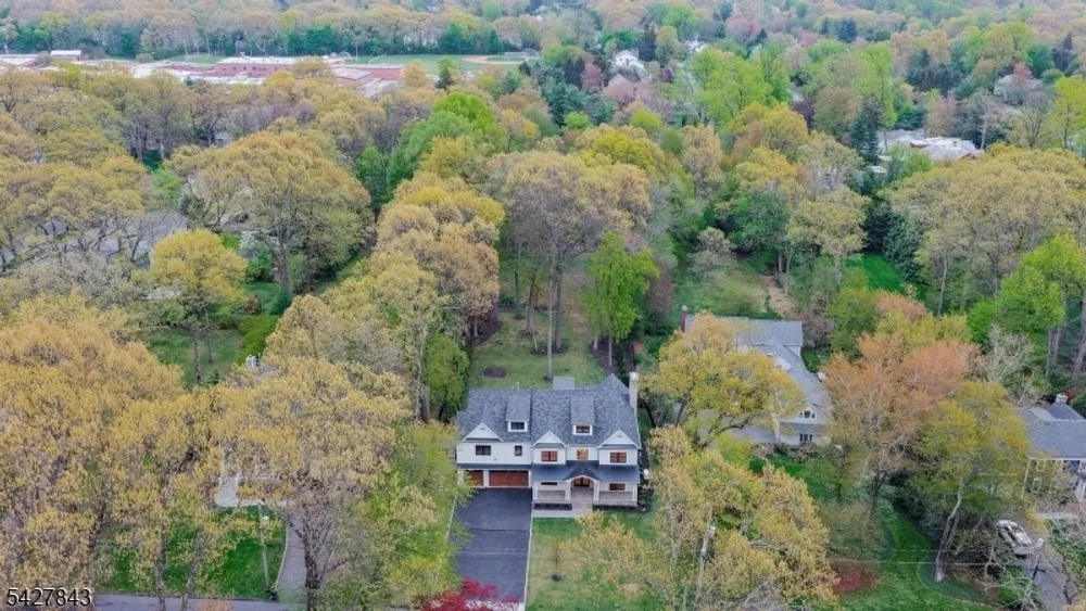 15 School Ave, Chatham, NJ 07928
