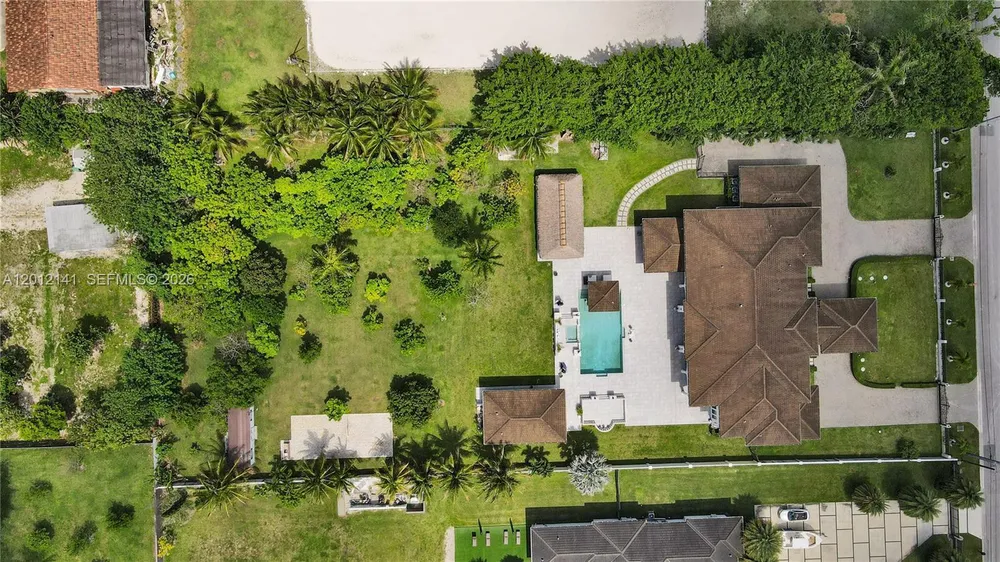 12401 SW 45th St, Miami, FL 33175