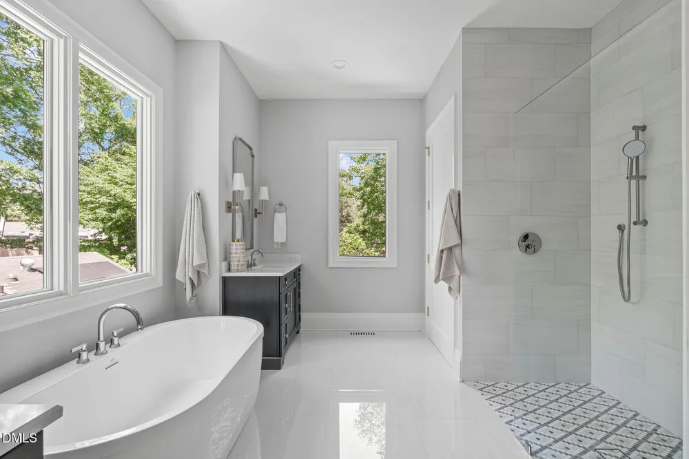 3442 Redbud Ln, Raleigh, NC 27607