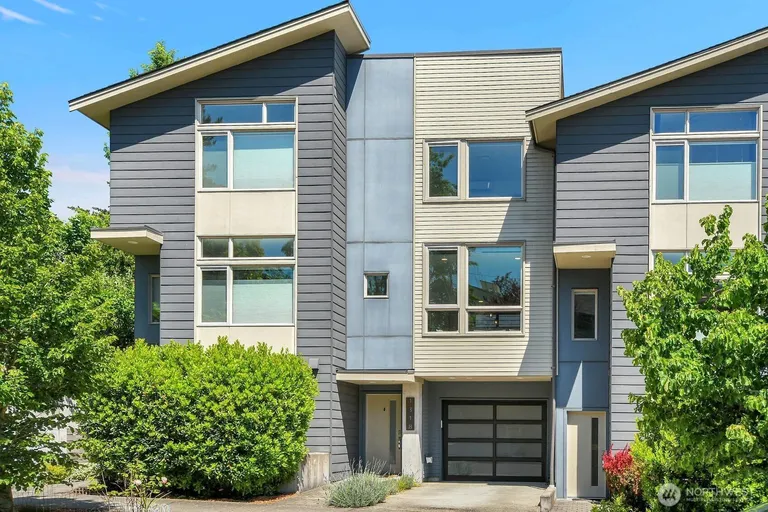 1318 S Atlantic St, Seattle, WA 98144