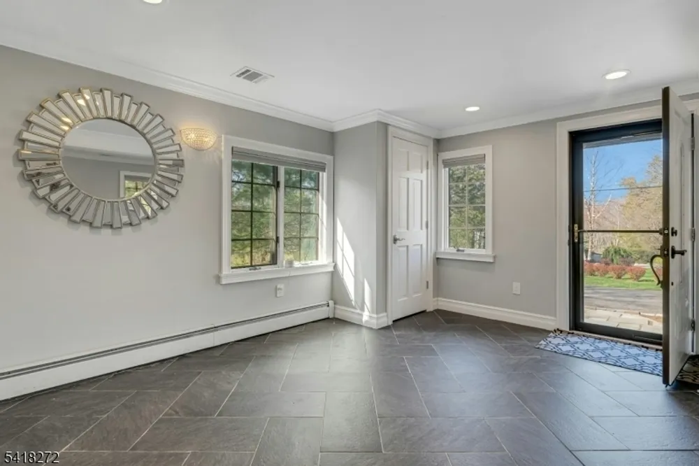 21 Hewlett Rd, Montville, NJ 07082