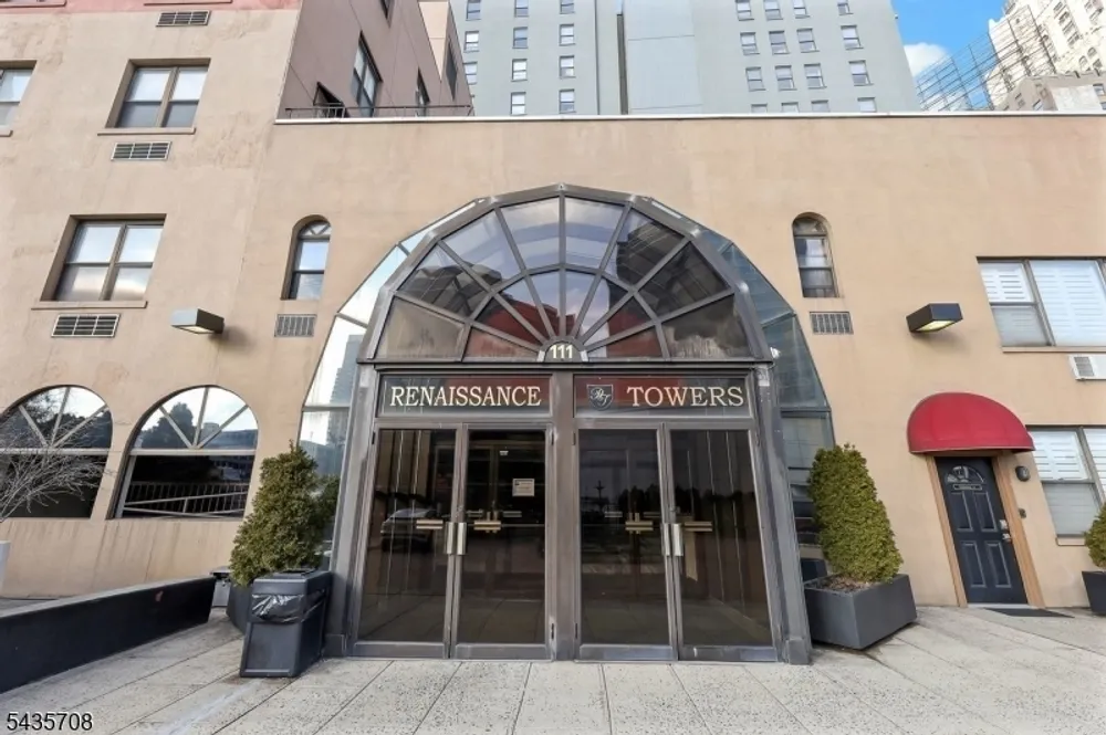 111 Mulberry St, Newark, NJ 07102