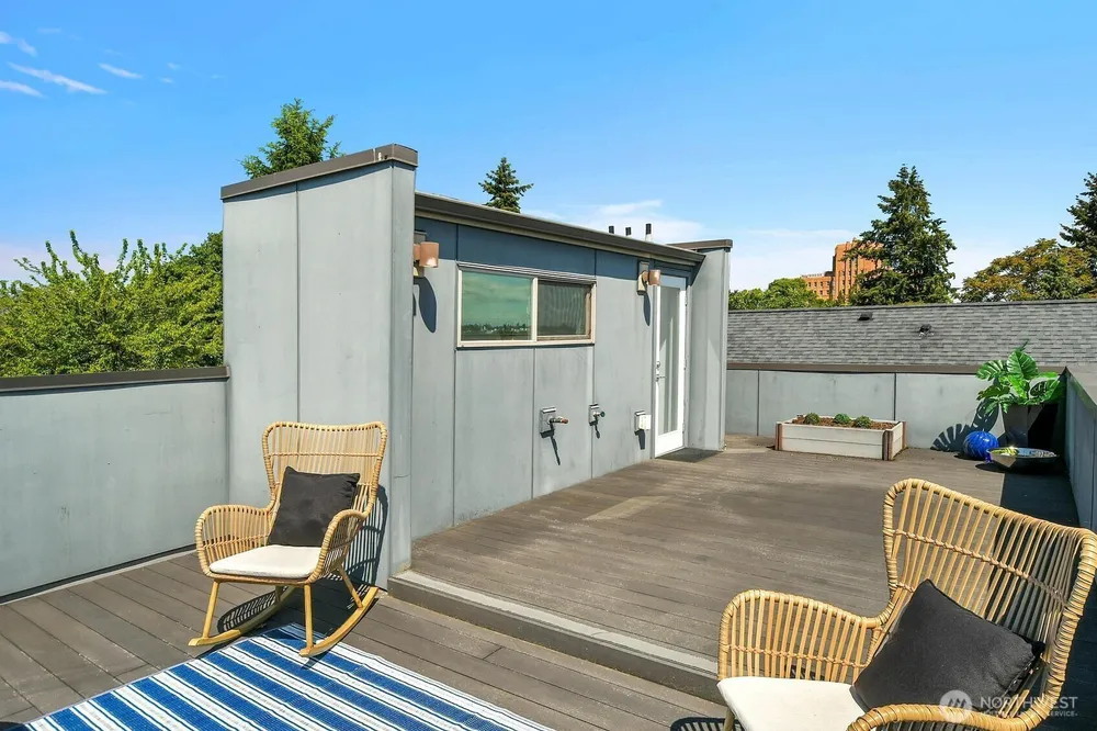 1318 S Atlantic St, Seattle, WA 98144
