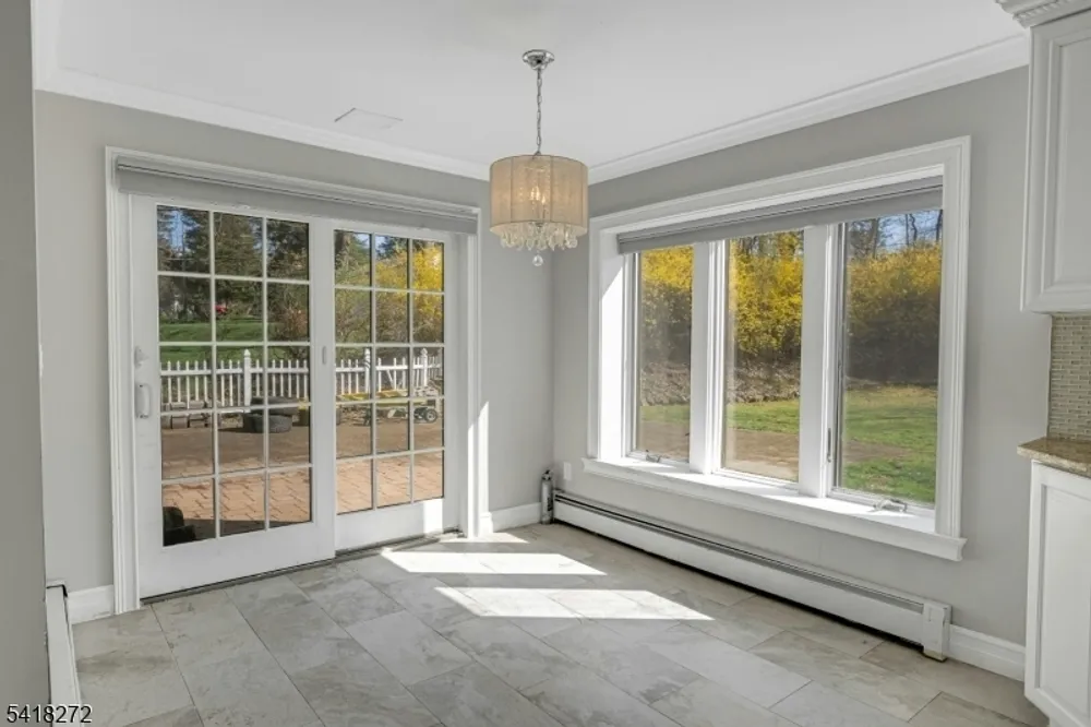 21 Hewlett Rd, Montville, NJ 07082