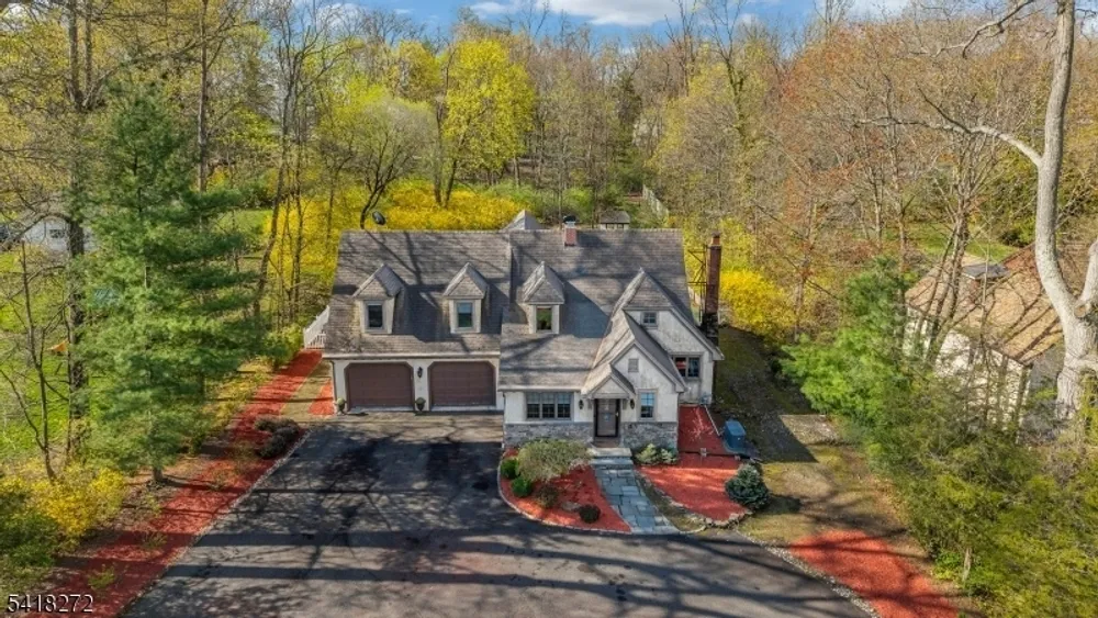 21 Hewlett Rd, Montville, NJ 07082