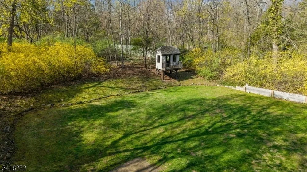 21 Hewlett Rd, Montville, NJ 07082