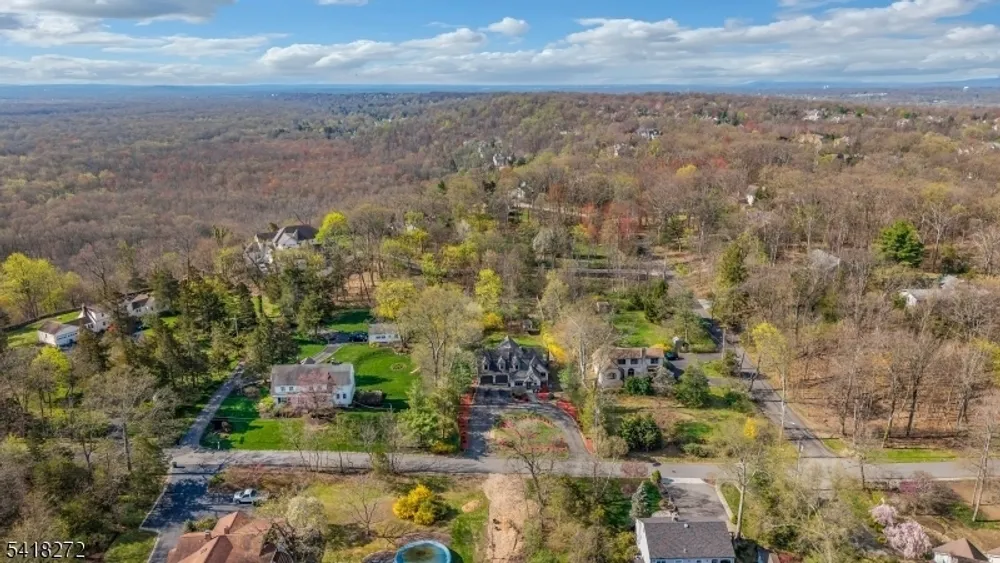 21 Hewlett Rd, Montville, NJ 07082