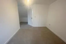 Kirkby Grove, Bircotes, DONCASTER