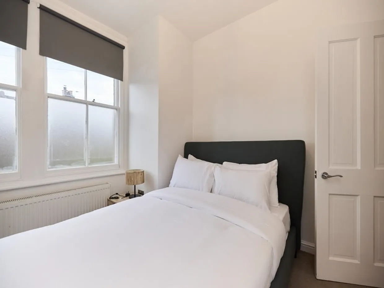 Edgington Road London SW16 photo 5