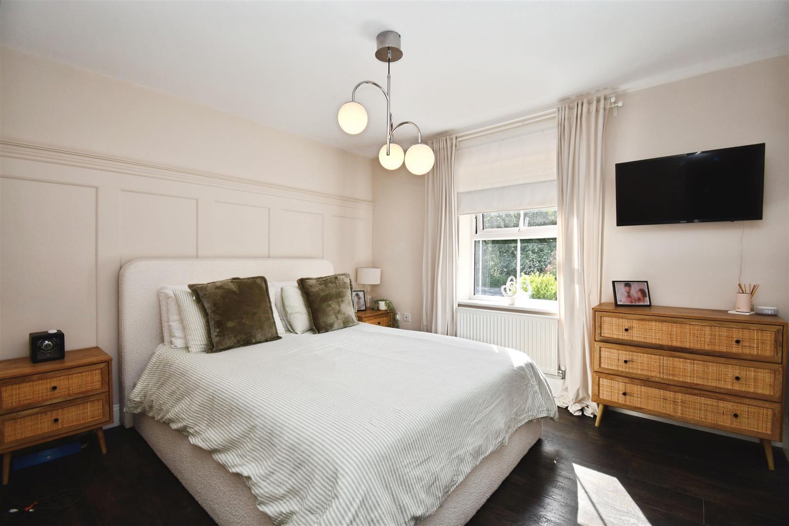 Lawrance Avenue, Anlaby, Hull Image 9