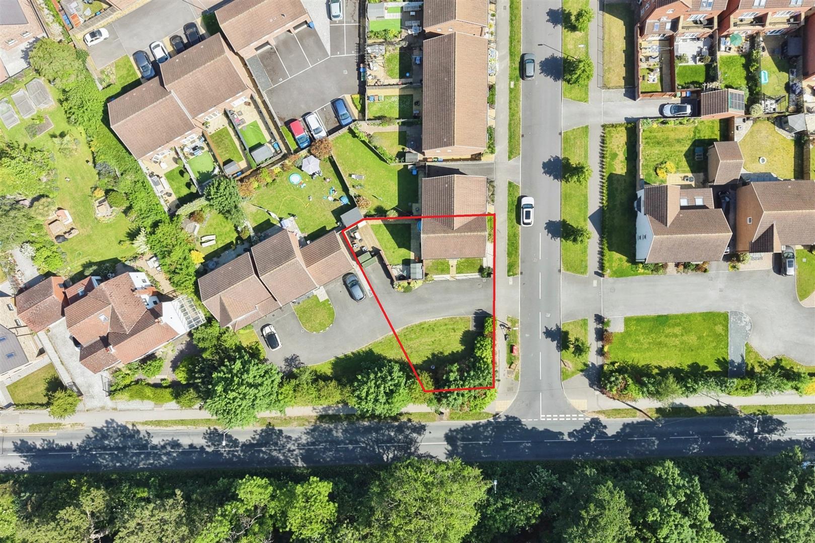 Lawrance Avenue, Anlaby, Hull Image 17