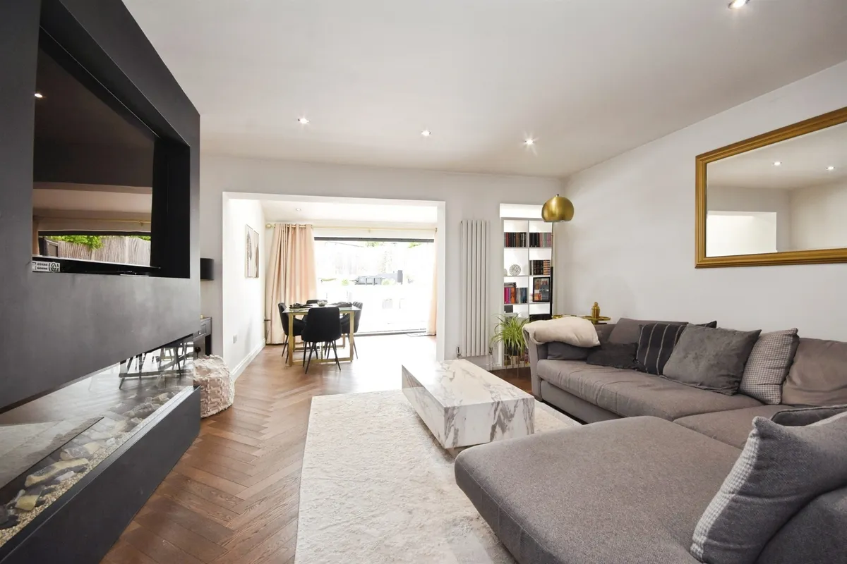 Weald Road, Brentwood