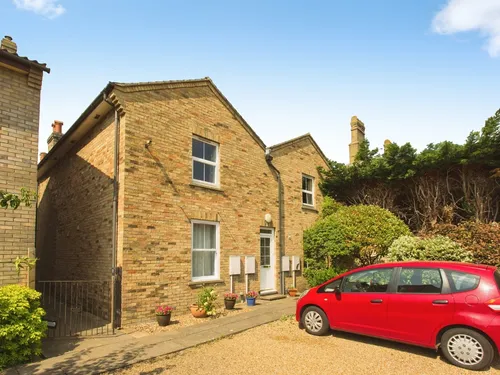 Beagle Court, Cottenham, Cambridgephoto