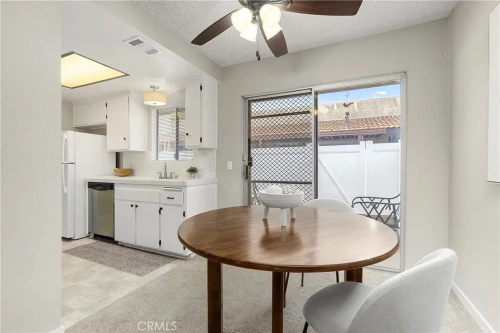 571 W Greenwood Ave, La Habra, CA 90631