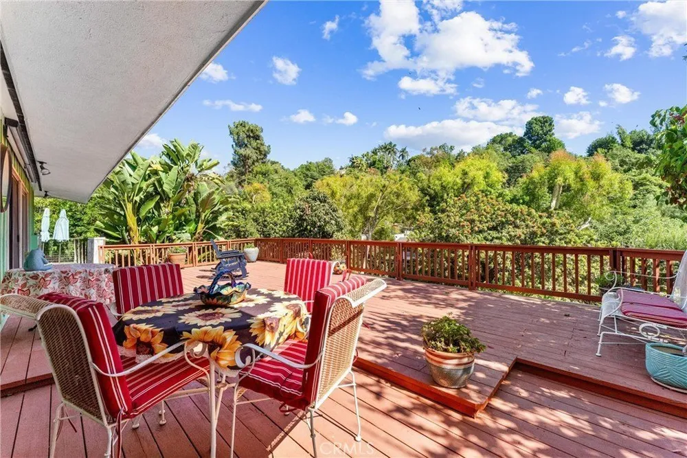 171 Canada Sombre Rd, La Habra Heights, CA 90631