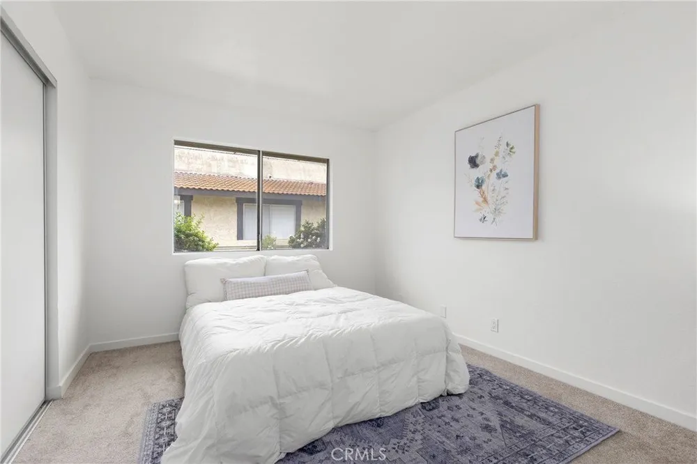 571 W Greenwood Ave, La Habra, CA 90631