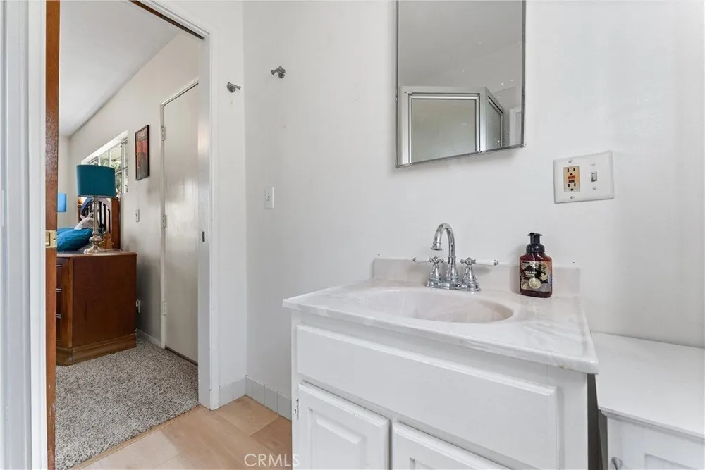 171 Canada Sombre Rd, La Habra Heights, CA 90631
