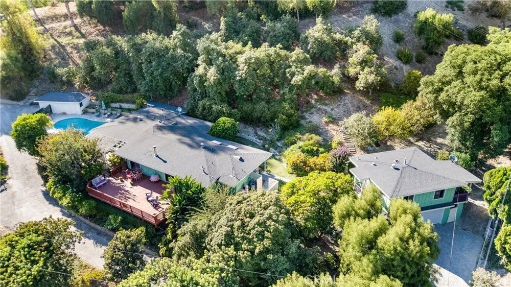 171 Canada Sombre Rd, La Habra Heights, CA 90631