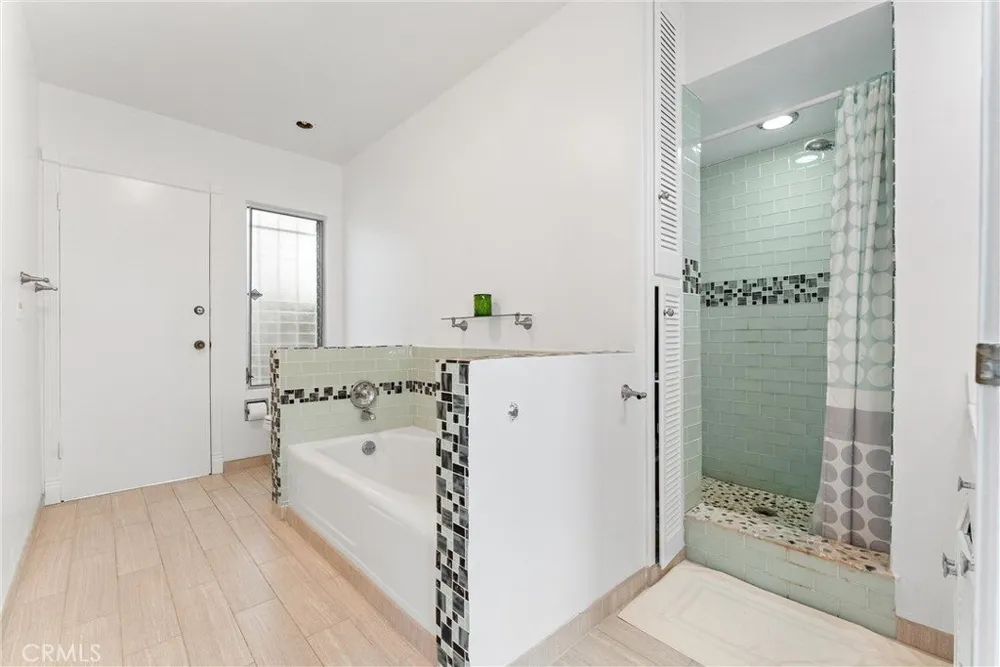 171 Canada Sombre Rd, La Habra Heights, CA 90631