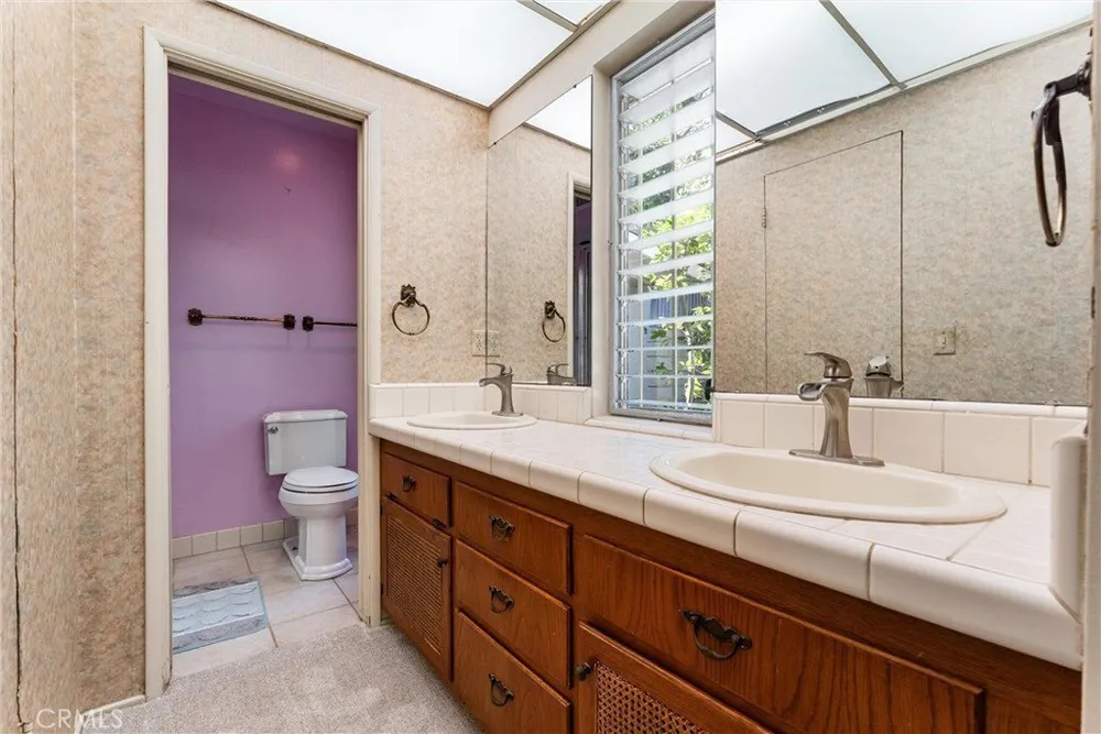 171 Canada Sombre Rd, La Habra Heights, CA 90631