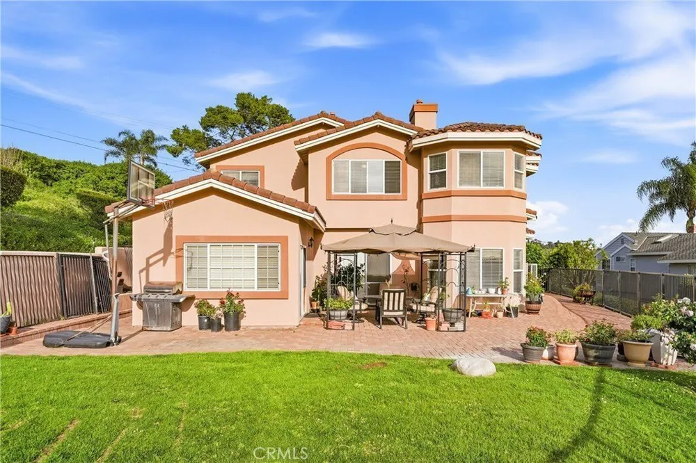 1781 Via Ladera, La Habra Heights, CA 90631