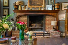 Tilford Road, Farnham, Surrey, GU9 photo 5