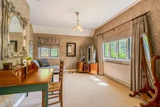 Tilford Road, Farnham, Surrey, GU9 photo 18