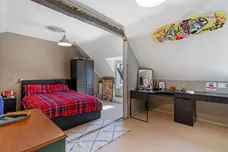Tilford Road, Farnham, Surrey, GU9 photo 23