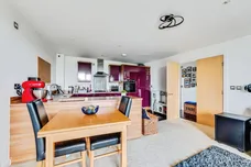 Tunnicliffe Close, Swindon